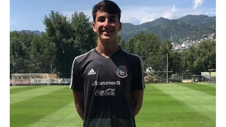El hijo del Loco Abreu palpita su futuro con el Tri