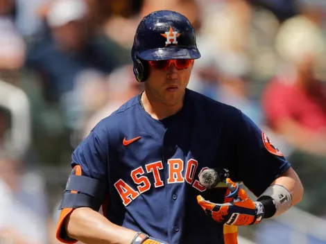 Josh Reddick le respondió con todo a un fanático que le dijo tramposo