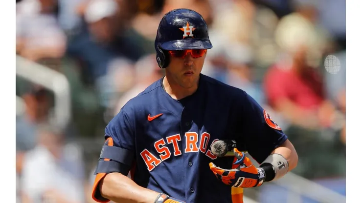 Josh Reddick le respondió con todo a un fanático que le dijo tramposo