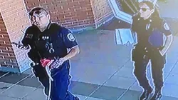 Vergüenza: dos policías le robaron a un bañero en Mar del Plata