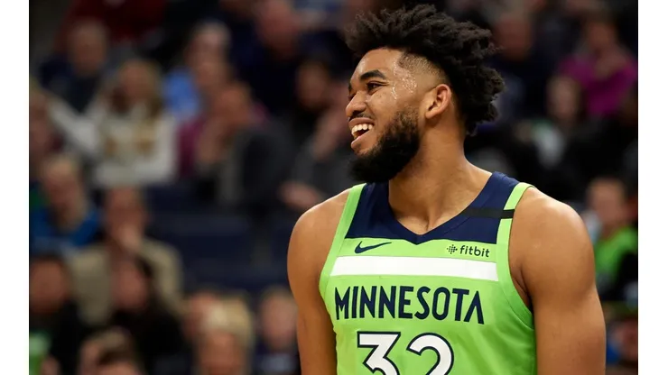 Karl-Anthony Towns confiesa que su madre está en coma por coronavirus
