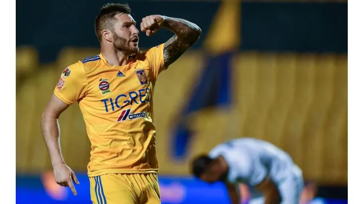 Enamorado de México: Gignac presumió un tatuaje nuevo
