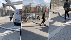 Video viral: él miró a una chica y una manguera diabólica se vengó