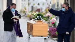 Sucedió en Italia: le donó su respirador a un joven y falleció por coronavirus