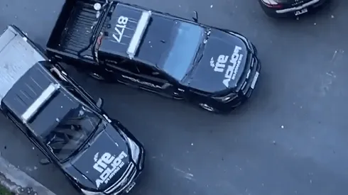 Argentina: no había nadie en la calle, pero estos dos patrulleros chocaron igual