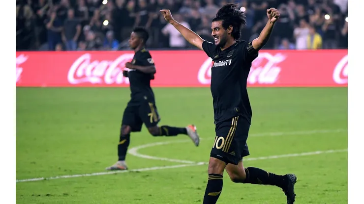 Carlos Vela y un verdadero golazo.