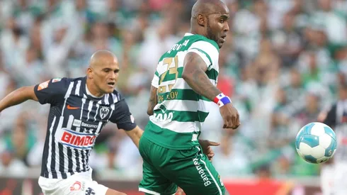 Insólito: Felipe Baloy jugó la Final del Clausura 2012 con una playera que le tiraron de la grada