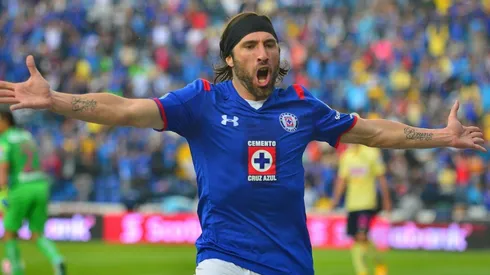 Pavone marcó uno de los cuatro tantos.