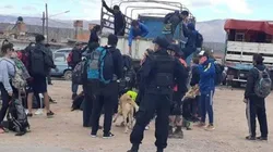 Sólo en Argentina: intendente echó a turistas y los dejó varados en otra provincia