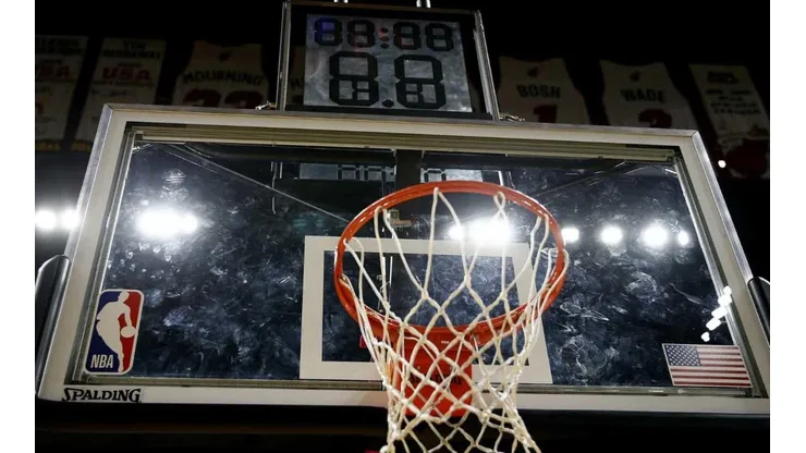 La NBA podría jugarse sin público si la temporada se reanudara