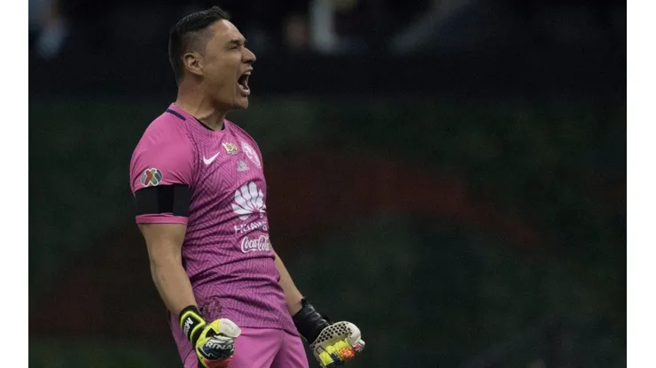 Moises Muñoz divirtió a la afición del América.