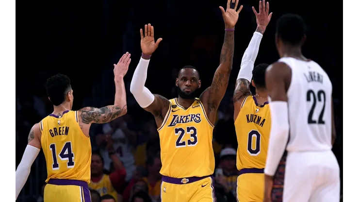 Los Lakers recibieron el parate en el peor momento posible