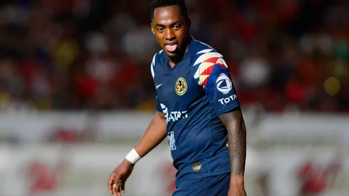 Emelec y Barcelona de Ecuador quieren a Renato Ibarra