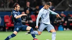 Alan Pulido y el #CamisaChallenge