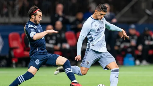 Alan Pulido y el #CamisaChallenge
