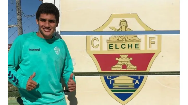 Héctor González, el mexicano de 17 años que juega en Europa y sueña con seguir los pasos de Chicharito