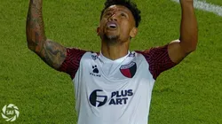 El festejo de Wilson Morelo tras anotar su segundo gol en 2020 con Colón.