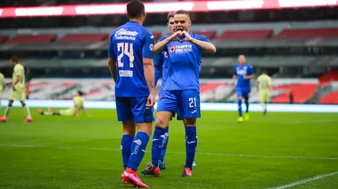 La victoria de Cruz Azul en el Clásico Joven se robó las portadas del día