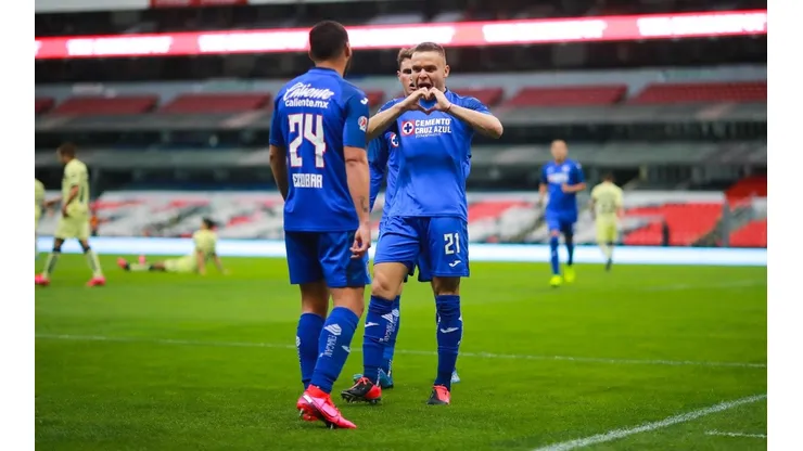 La victoria de Cruz Azul en el Clásico Joven se robó las portadas del día