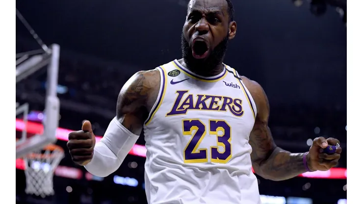 Los Angeles Lakers v Los Angeles Clippers