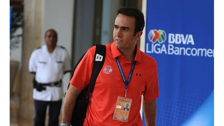 La renuncia de Suinaga aún no es aceptada por el directorio