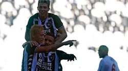 El festejo de Keisuke Honda.