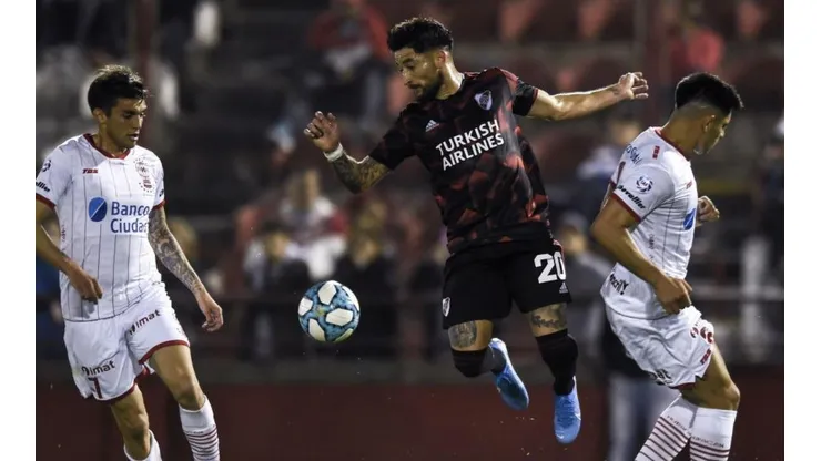 Un DT de la Superliga dará una conferencia de prensa por WhatsApp