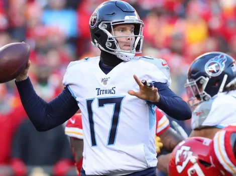 Una opción menos para Brady: Tannehill se queda en los Titans