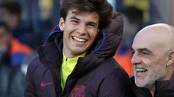 Sin fútbol, Riqui Puig tiró magia con un papel higiénico