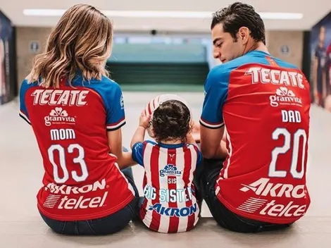 Briseño fue papá y se fue al hospital con la playera de Chivas