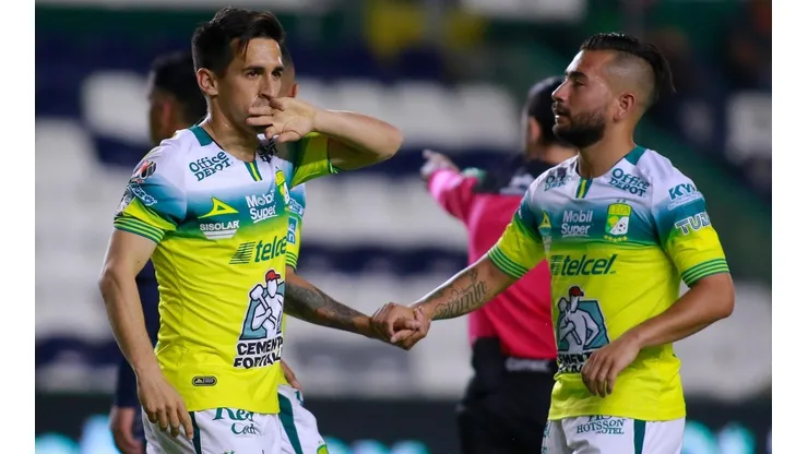 Fernando Navarro convirtió el primero para León.