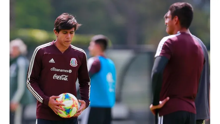 El periodista apuntó contra Chivas.