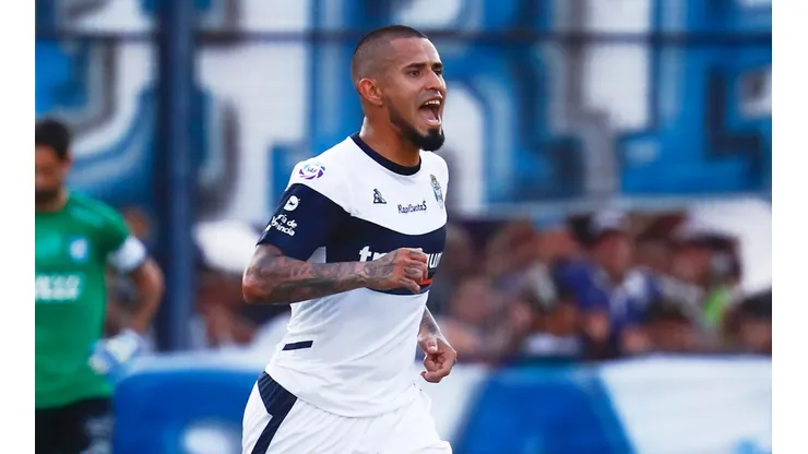 Qué canal transmite Gimnasia LP vs. Banfield por la Copa de la Superliga