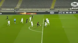 ¡Está loco! Hizo tres jueguitos y metió un golazo bárbaro para el United