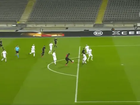 ¡Está loco! Hizo tres jueguitos y metió un golazo bárbaro para el United