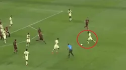 ¡Qué pegada! Suárez abre la cuenta para el América