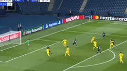 PSG cerró el primer tiempo de la mejor manera: Bernat puso el 2-0