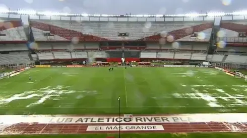 ¿Se juega? Así está el Monumental a minutos de River-Binacional