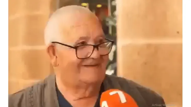 Foto del abuelo diabólico.