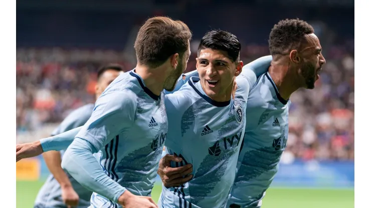 Duelo de mexicanos en la MLS suspendido por coronavirus