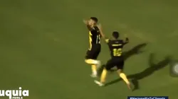 Facundo Silva festejando su tanto.