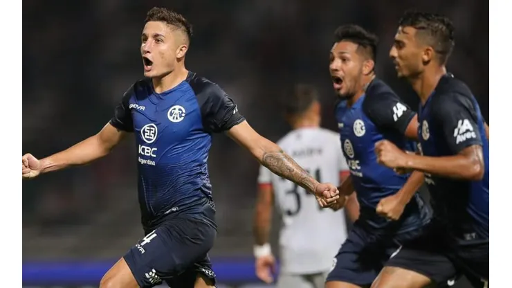 Talleres le ganó 2 a 0 a Colón y lo hundió en el descenso
