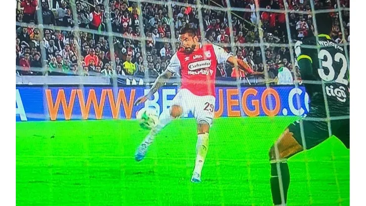 La pifia del delantero de Santa Fe que lo dejó en ridículo con Nacional
