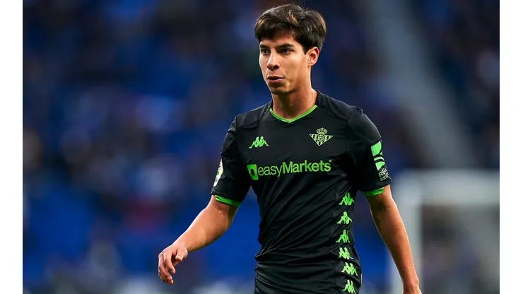 Lainez se recuperó de la operación y volverá pronto con Betis