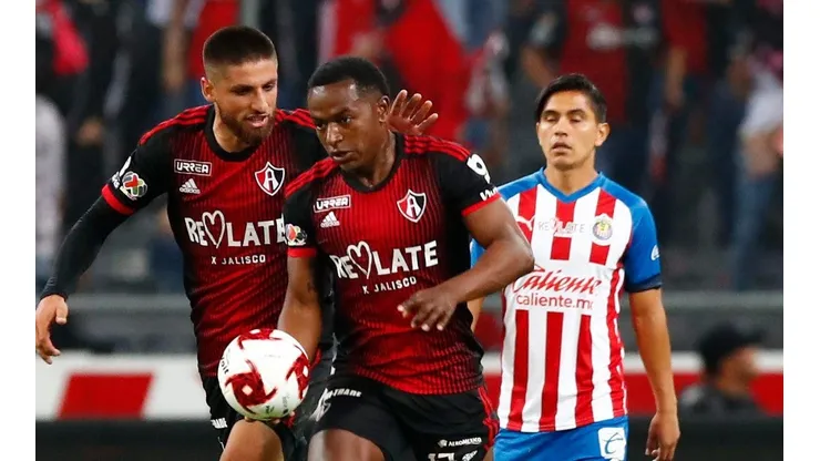 Atlas deja atrás racha negativa ante Chivas