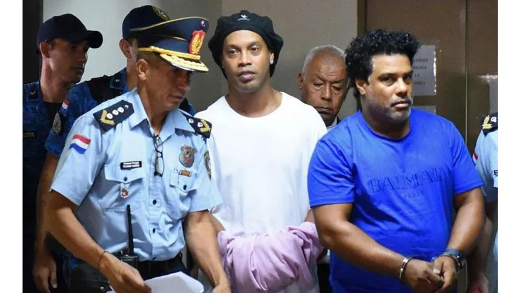Situación complicada para Ronaldinho.