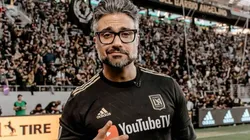 Camil es fanático del equipo donde milita Carlos Vela