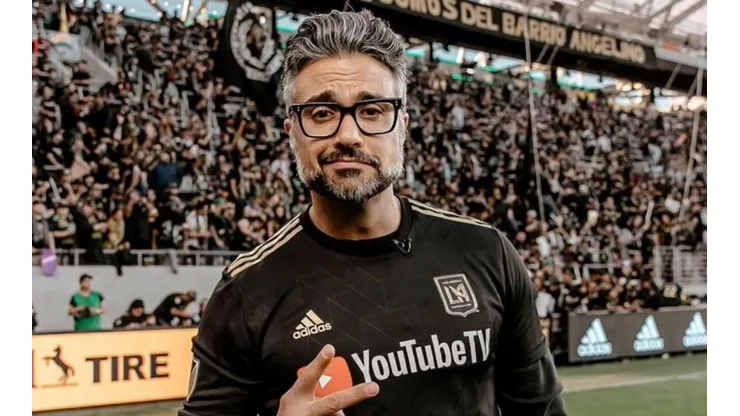Camil es fanático del equipo donde milita Carlos Vela