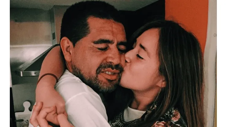 Los tres fotones que metió la hija de Riquelme en los festejos de Boca campeón