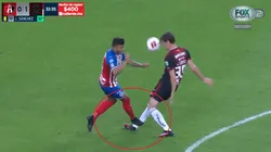 ¿Era para roja? El pisotón de Alexis Vega a Germán Conti